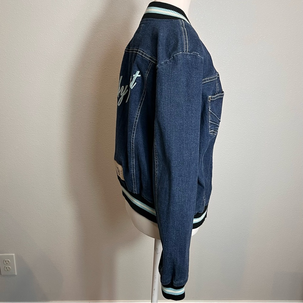Vtg Baby Phat Y2K Denim Bomber Varsity Jean Jacket Size L Streetwear Retro Style - Picture 7 of 15